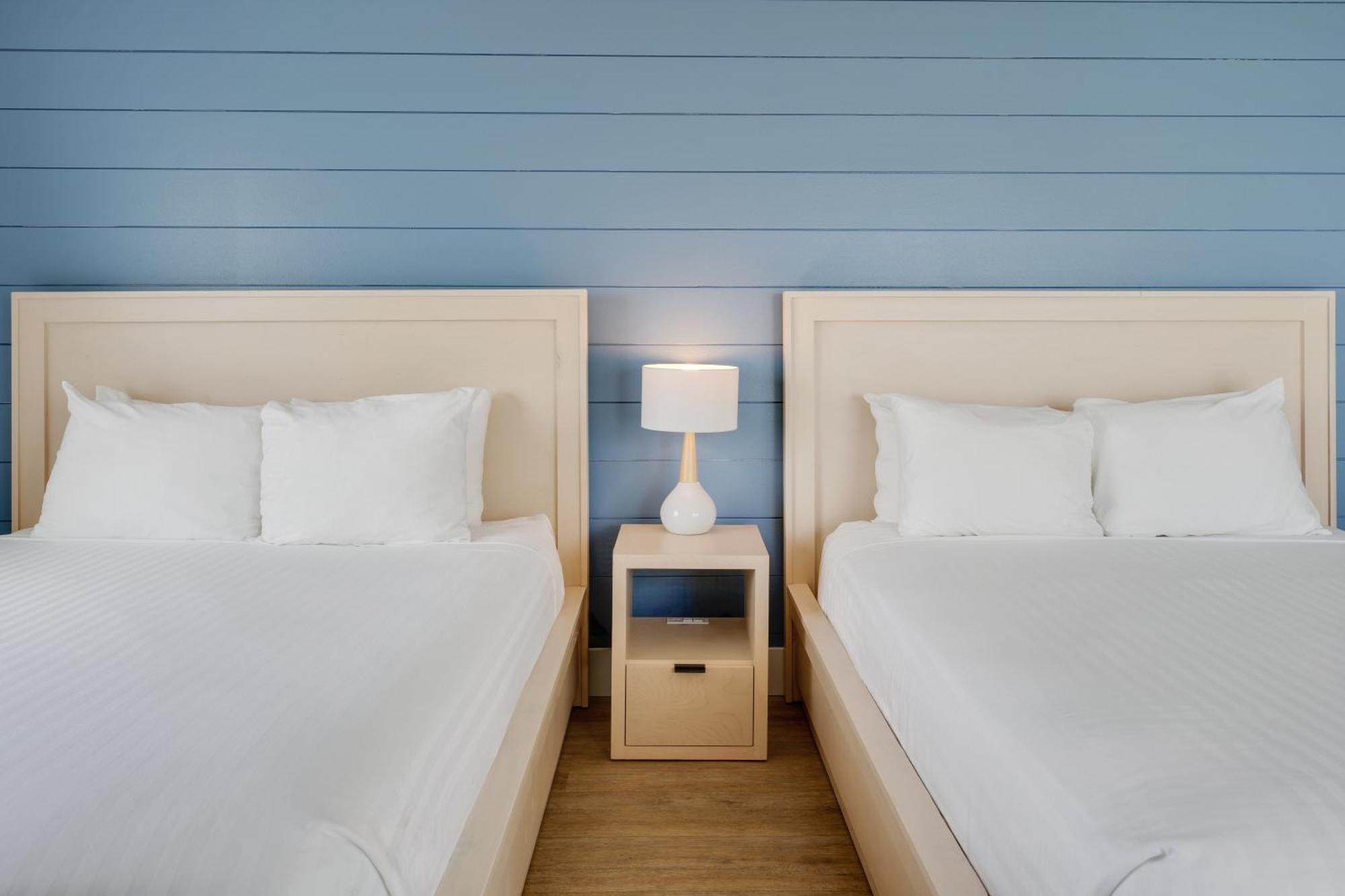 Fisher Inn Resort & Marina Исламорада Екстериор снимка