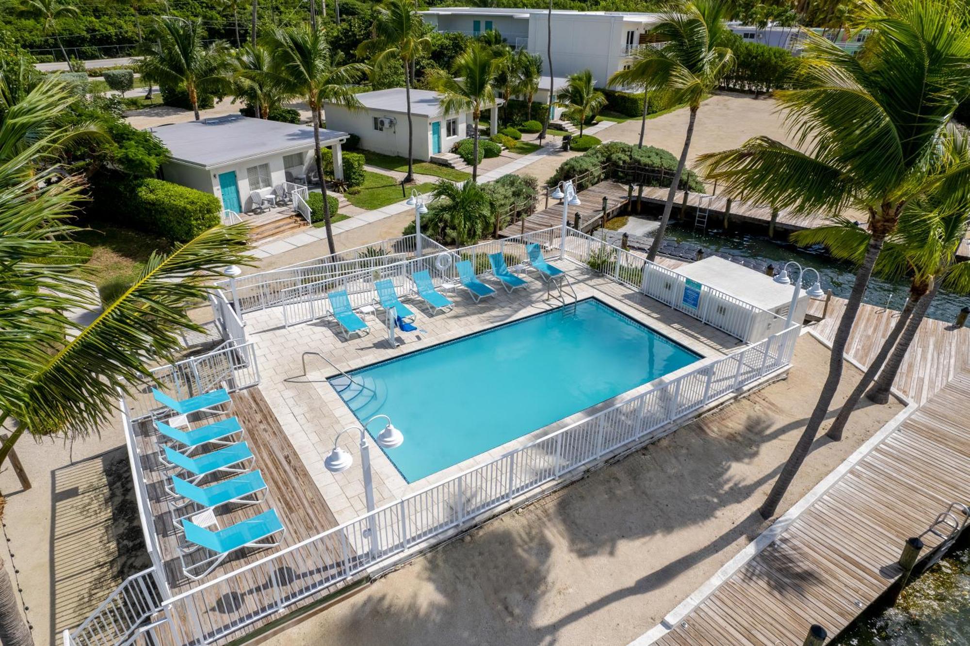Fisher Inn Resort & Marina Исламорада Екстериор снимка